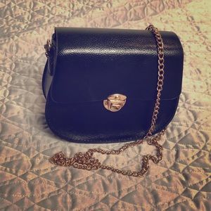 Dressy black sidebody